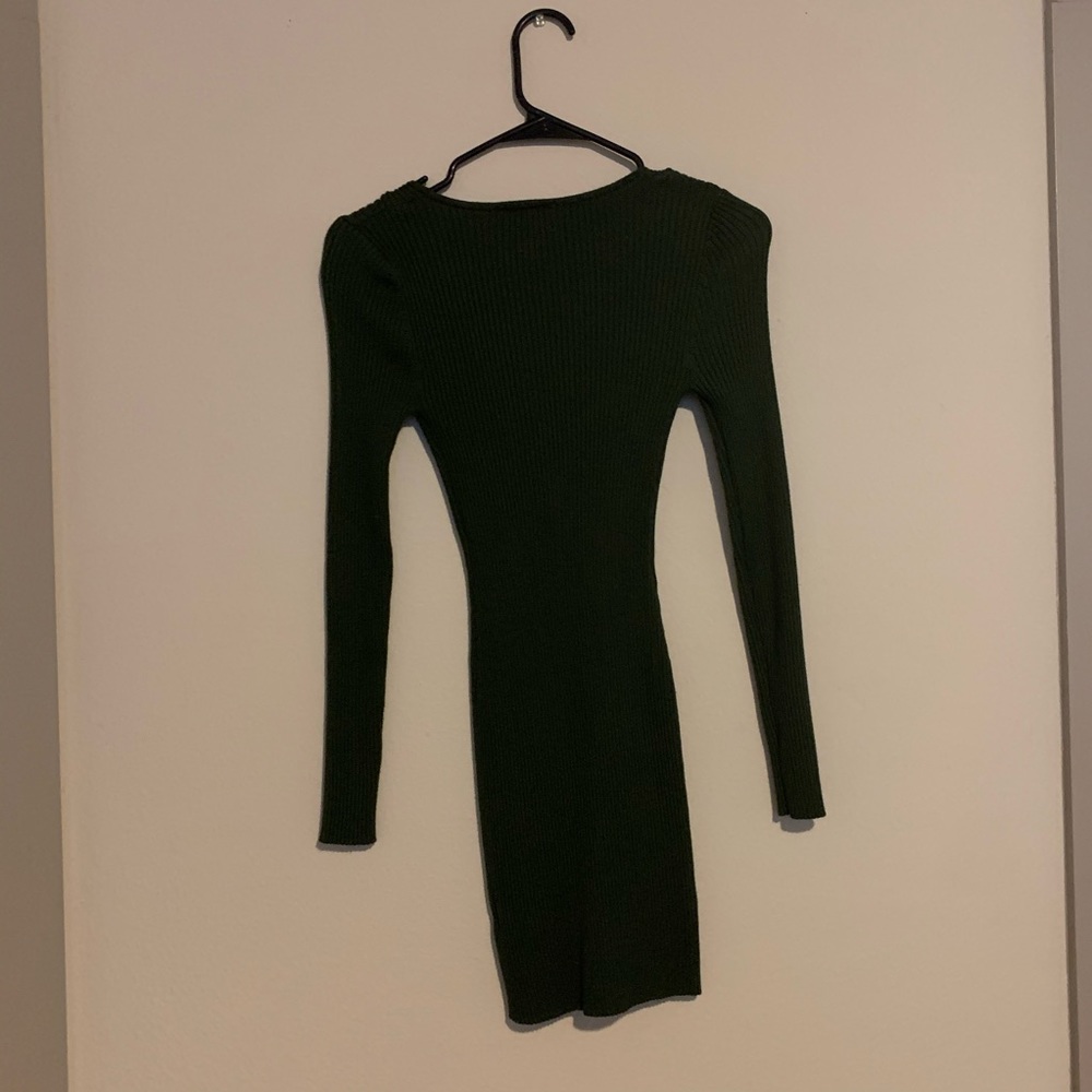 Olive Green ribbed-knit dress - Picture 2 of 3